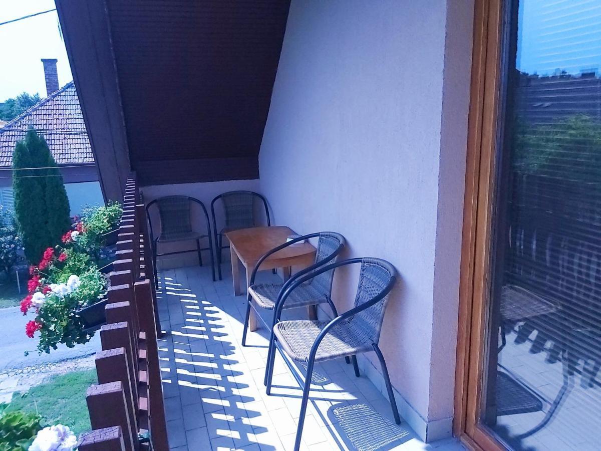 Luna Apartman Gyula Exterior photo